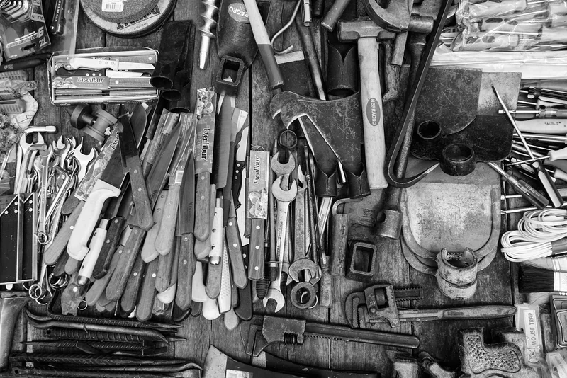Outils gratuits vs payants : le match que j’ai vécu